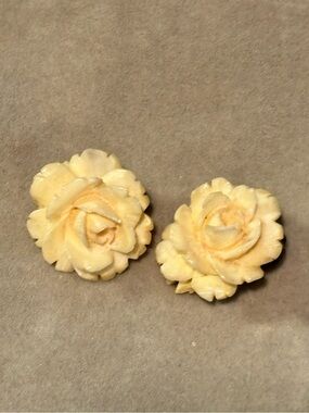 Vintage Carved Rose Clip On Earrings Ivory Bone Floral Victorian Cottagecore